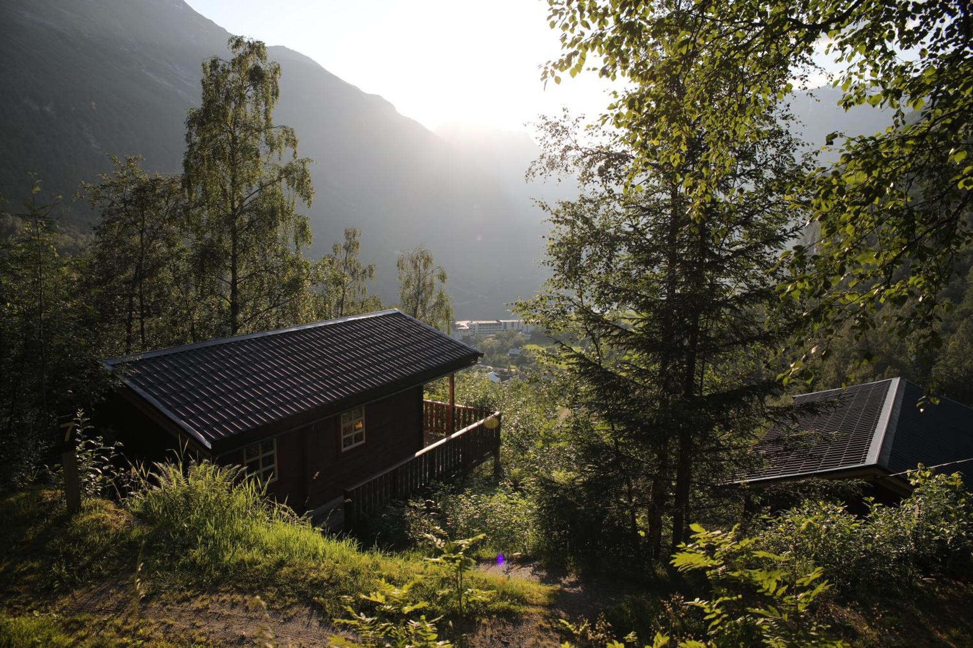Fossen Accommodation Geiranger Kültér fotó