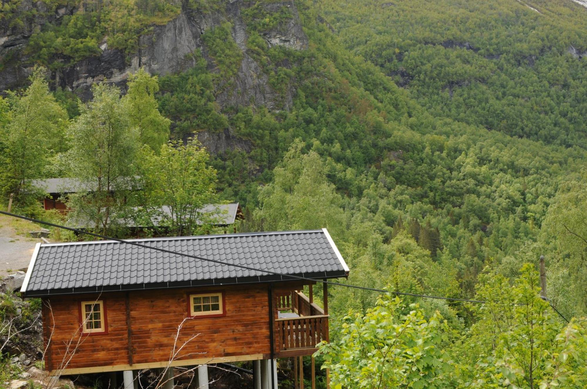 Fossen Accommodation Geiranger Kültér fotó