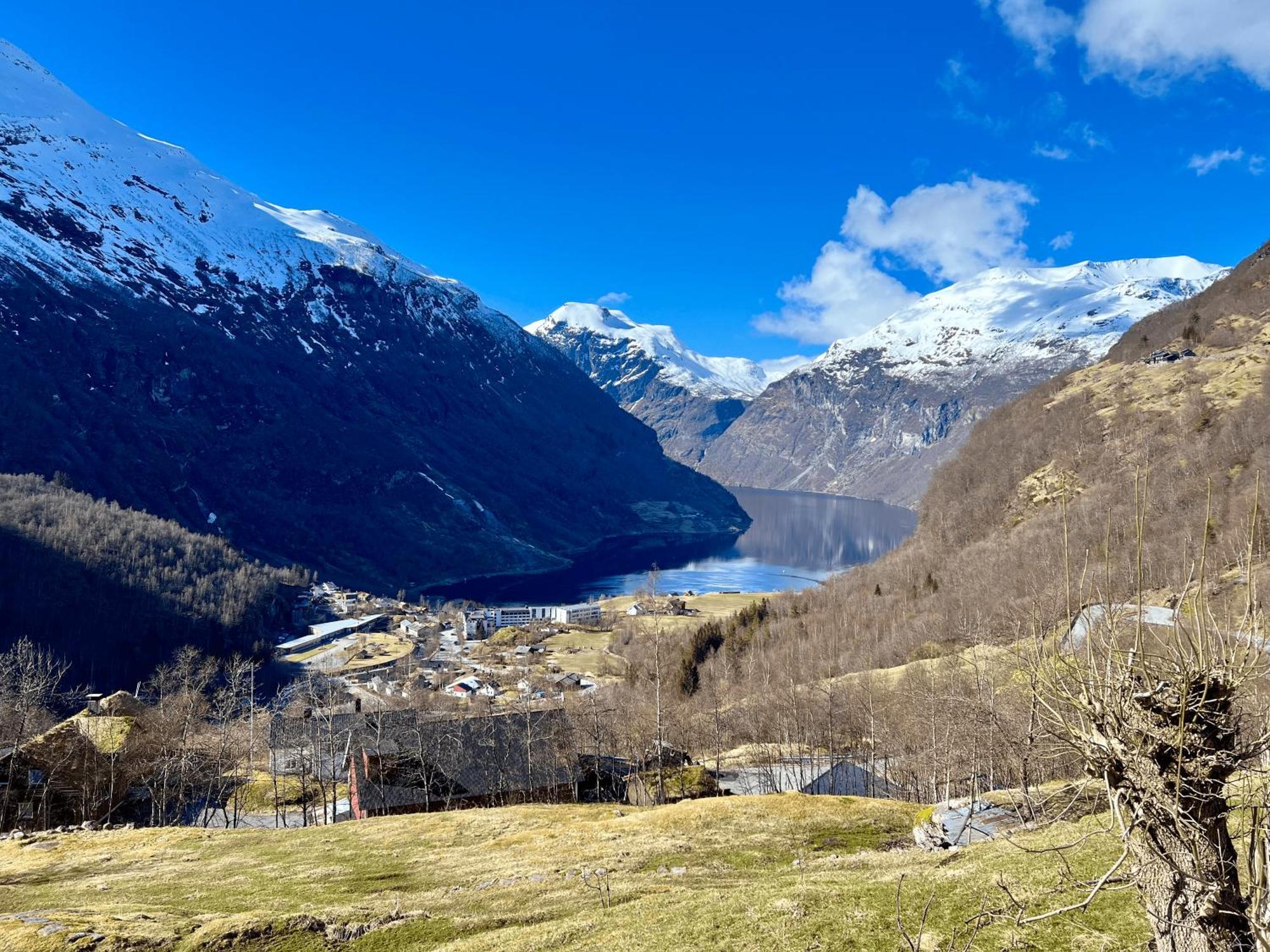 Fossen Accommodation Geiranger Kültér fotó